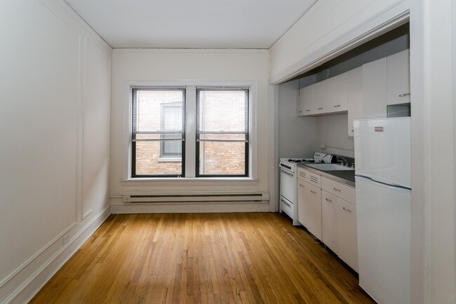 Foto del edificio - 1036 Dempster St