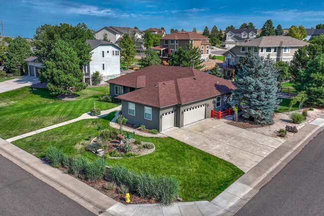 Foto del edificio - 7170 Windwood Way