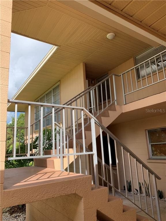 Building Photo - 2205 Beneva Terrace
