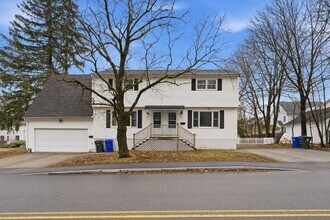 Building Photo - 888-890 Belmont St