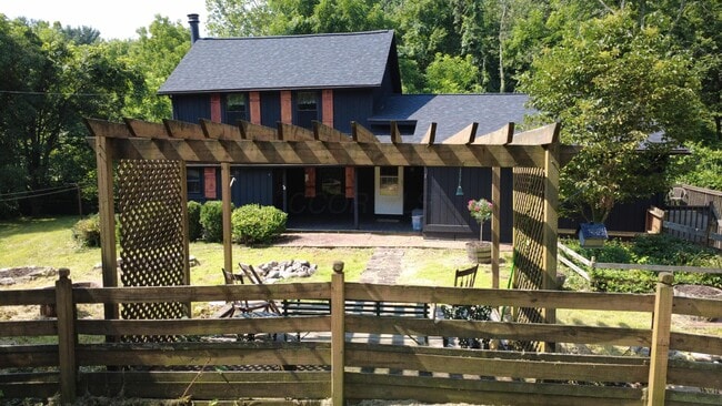Building Photo - 3507 Stoney Hill Rd