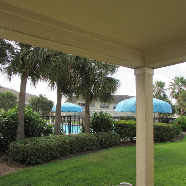 Building Photo - 13600 Breton Ridge St