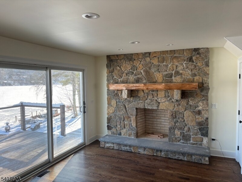 Foto del edificio - 41 W Shore Trail