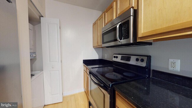 Building Photo - 5885 Colorado Ave NW