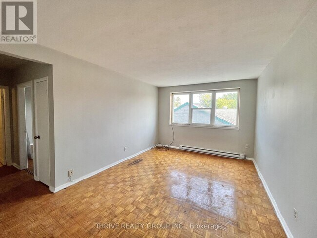 Building Photo - 435 Nelson St