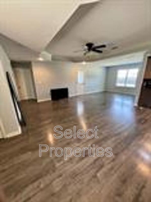 Foto del edificio - 201 County Rd 4063