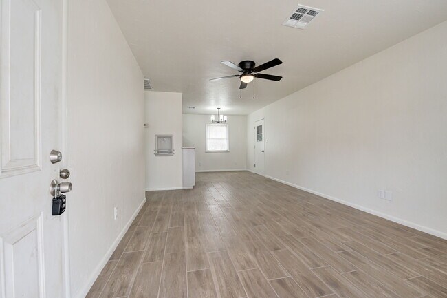 Foto del edificio - 4704 SE 18th St