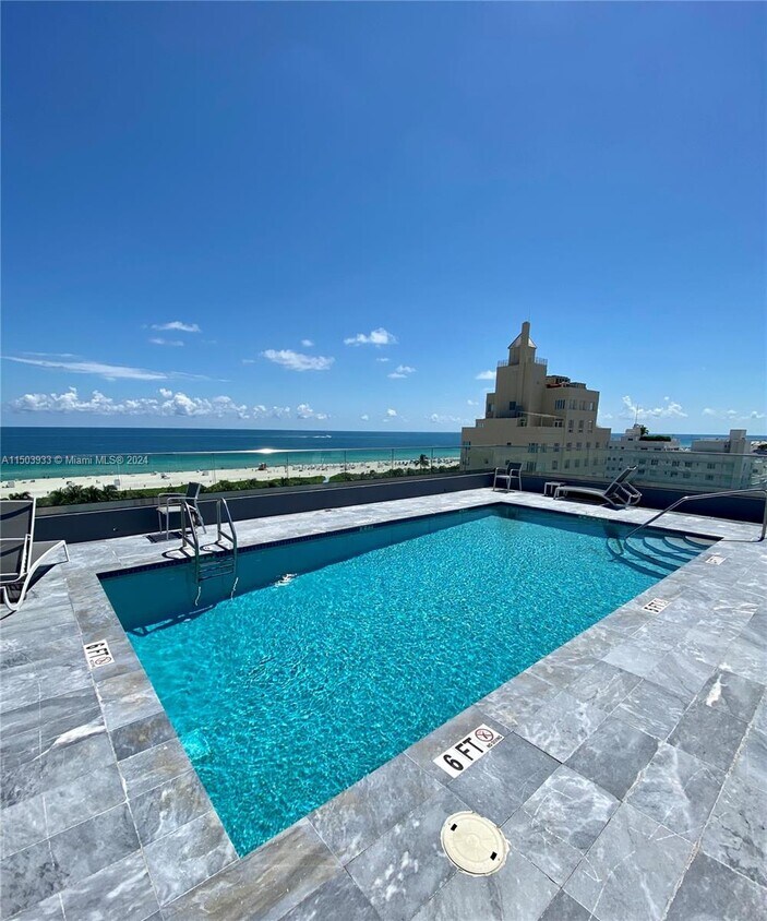 Primary Photo - 1255 Collins Ave