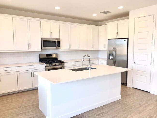 Foto del edificio - 7027 S 13th Way