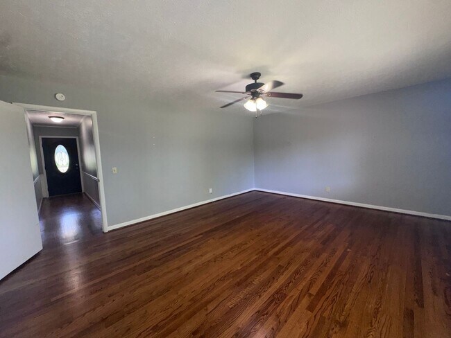 Foto del edificio - 302 11th St NE