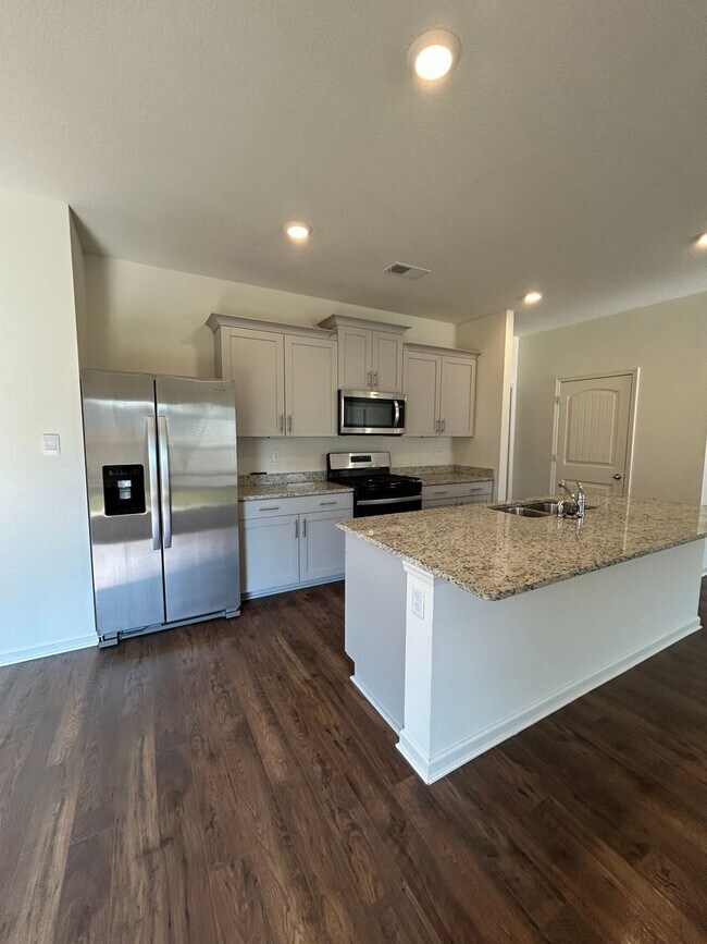 Foto del edificio - Newly Constructed Community Just 35 Minute...