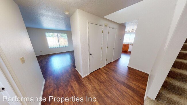 Building Photo - 3 br, 2.5 bath House - 16334 SW Bridle Hil...