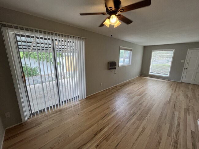 Foto del edificio - 13653 E 13th Ave