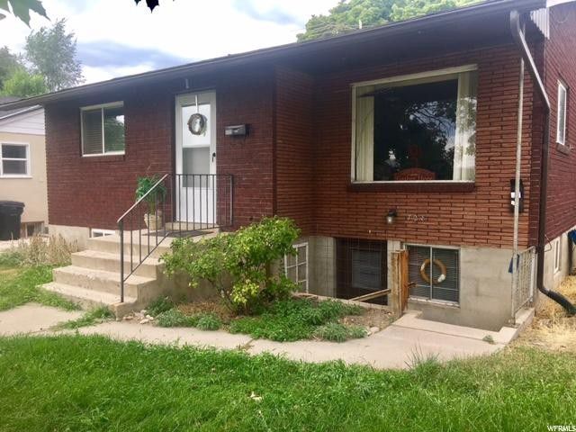 Primary Photo - Great 2 Bed 1 Bath Duplex in Provo