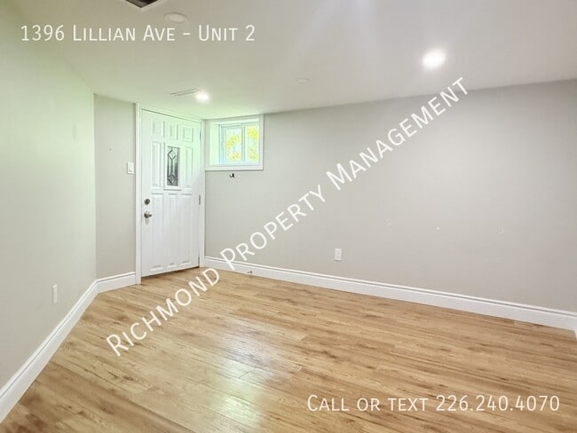 Building Photo - 1396 Lillian Ave