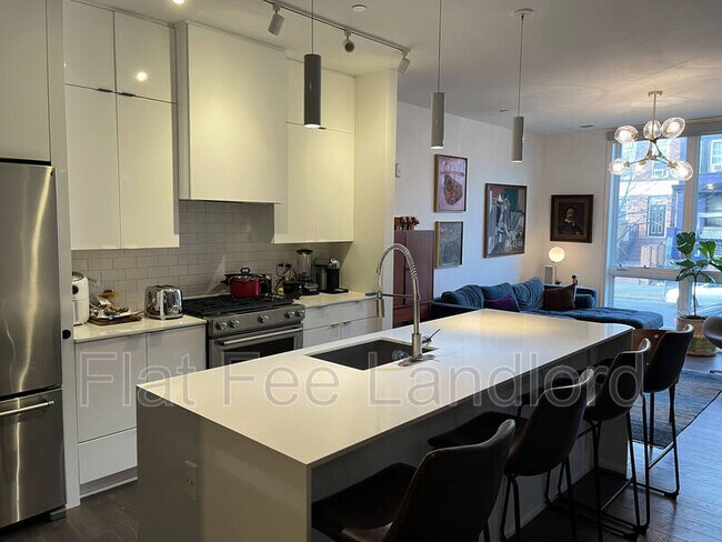 Foto del edificio - 1380 Quincy St NW