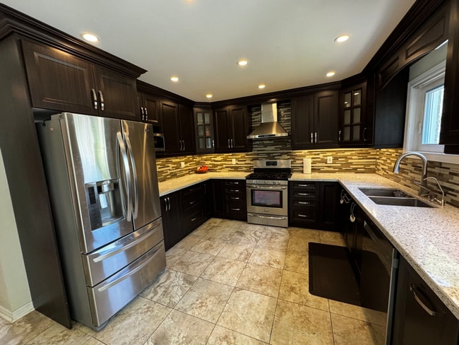 Photo du bâtiment - 5503 Landsborough Av