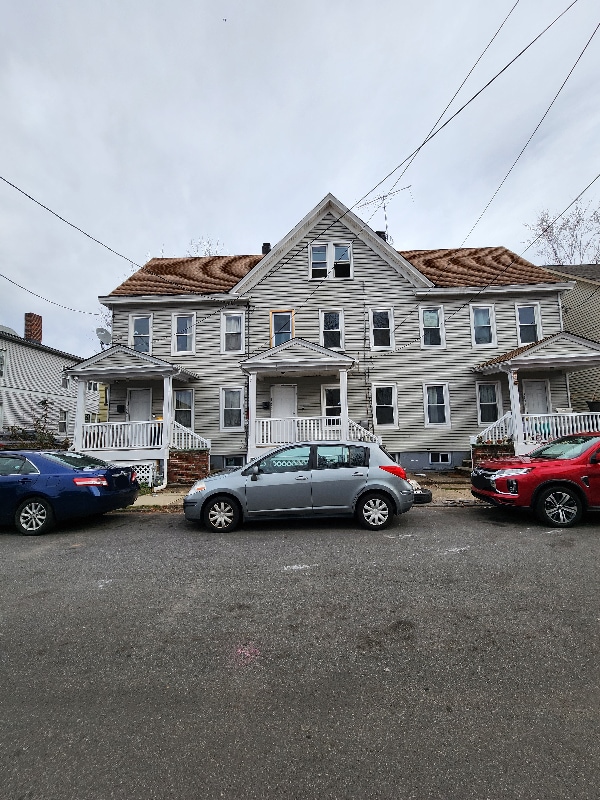 1755 Oliver St, Rahway, NJ 07065 Townhouse for Rent in Rahway, NJ