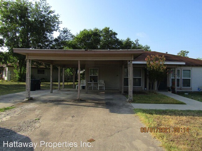 Building Photo - 2 br, 1 bath House - 916 Stetson