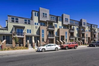 Building Photo - 1863 Dobbin Dr