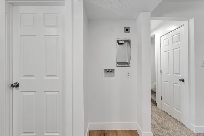 Foto del edificio - 4866 Gaskill Way