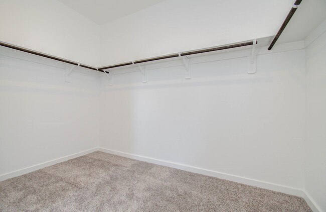 Foto del edificio - 3112 Valley Peak Dr