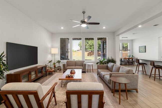 Foto del edificio - 2213 Adonai Trail