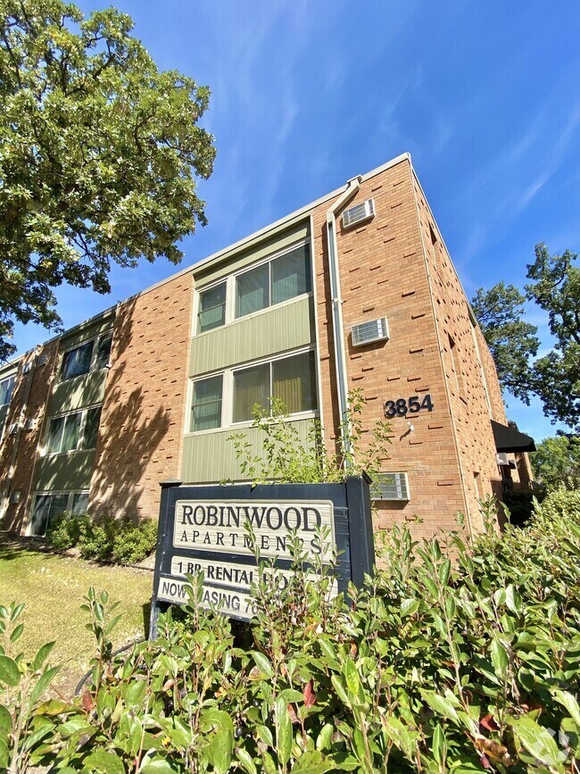 Apartments For Rent in Crystal, MN 305 Rentals