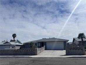 Building Photo - 7213 Roe Ct