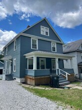 Building Photo - 190 W Miller Ave