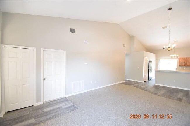 Building Photo - 7411 Canterbury St