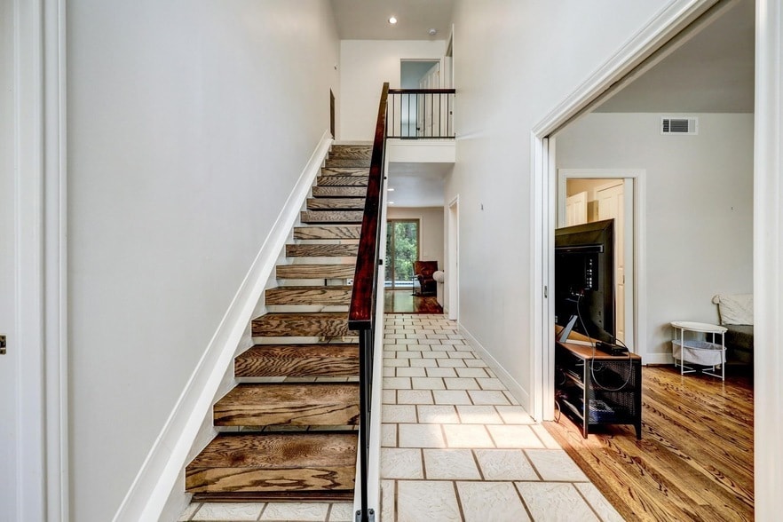 Foto principal - 201 Vanderpool Ln