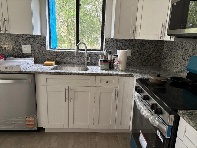 Building Photo - 31 Ebb Tide Dr