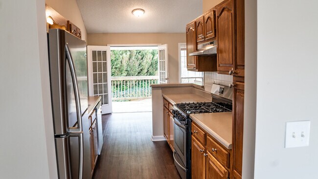 Building Photo - 203 Chesapeake Ln, Woodstock
