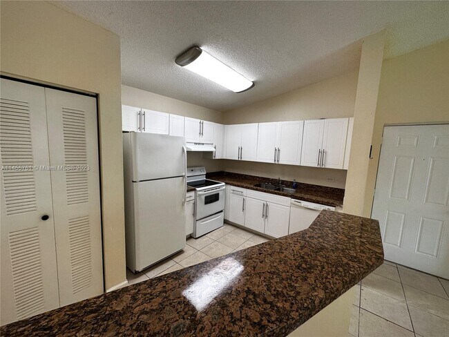 Building Photo - 3670 N 56th Ave