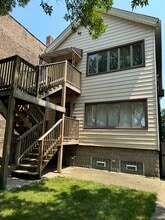 Building Photo - 3207 S Wells St