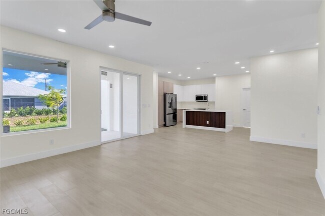 Foto del edificio - 1831 Embers Pkwy W