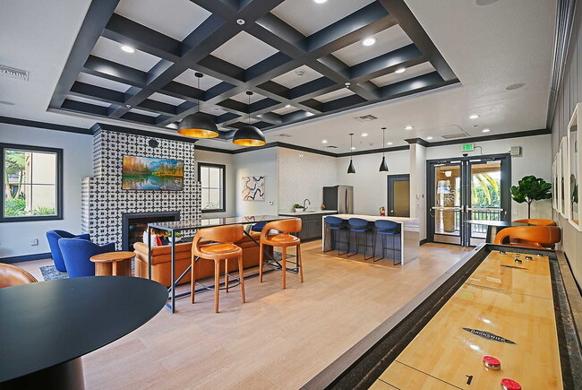 Building Photo - Pinnacle at Fullerton