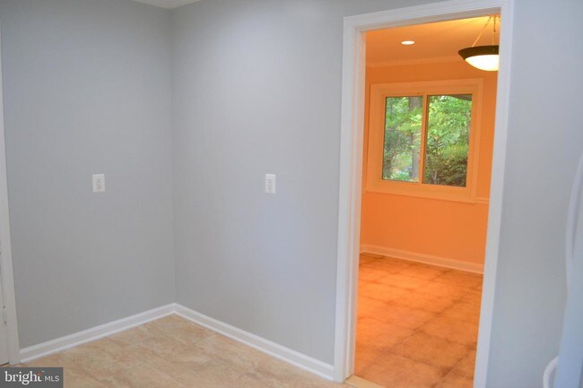 Foto del edificio - 3809 Whispering Ln