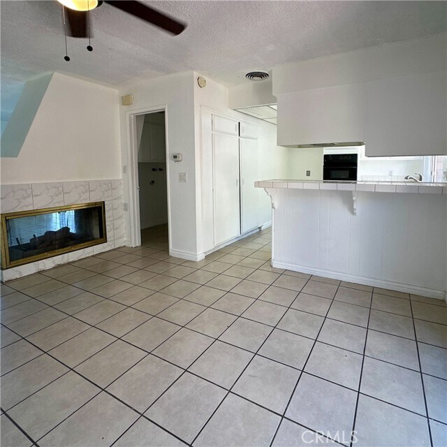 Foto del edificio - 10235 Lurline Ave