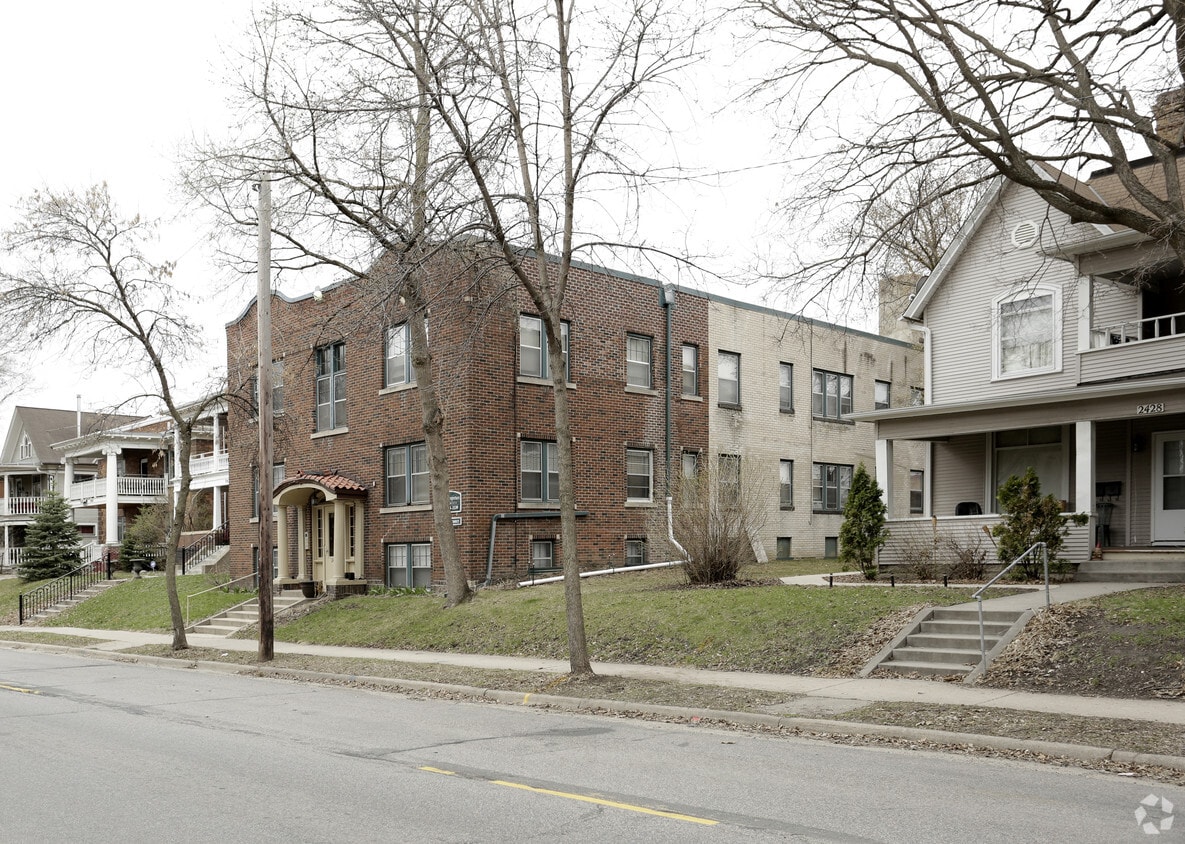 Building Photo - 2432 1st Ave