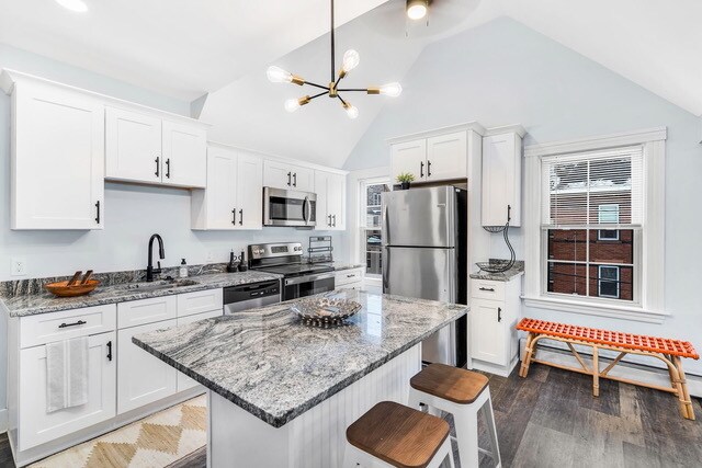 Building Photo - 48 Sever St