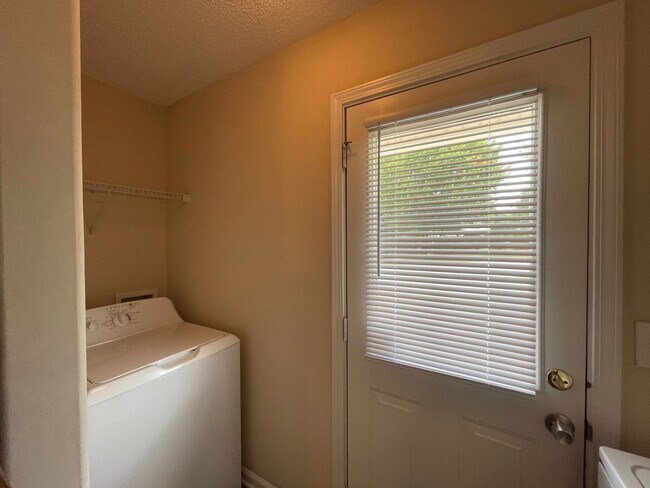 Foto del edificio - BRIDGEWATER HOME! PRE-LEASING FOR AUGUST 1 2026! 1/2 Off Deposit!