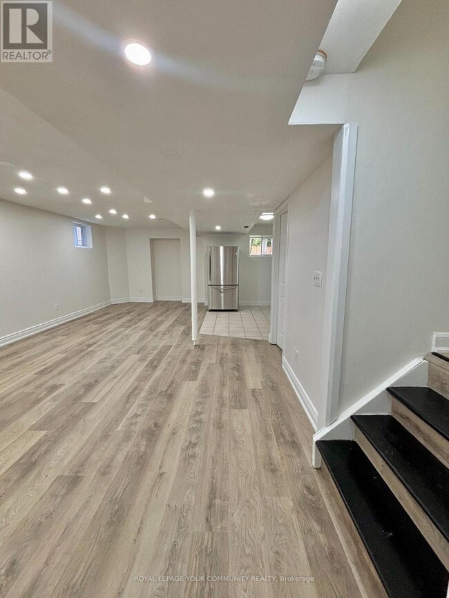 Building Photo - 36 Umbria Crescent