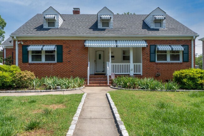 Foto del edificio - 5308 West Franklin Street