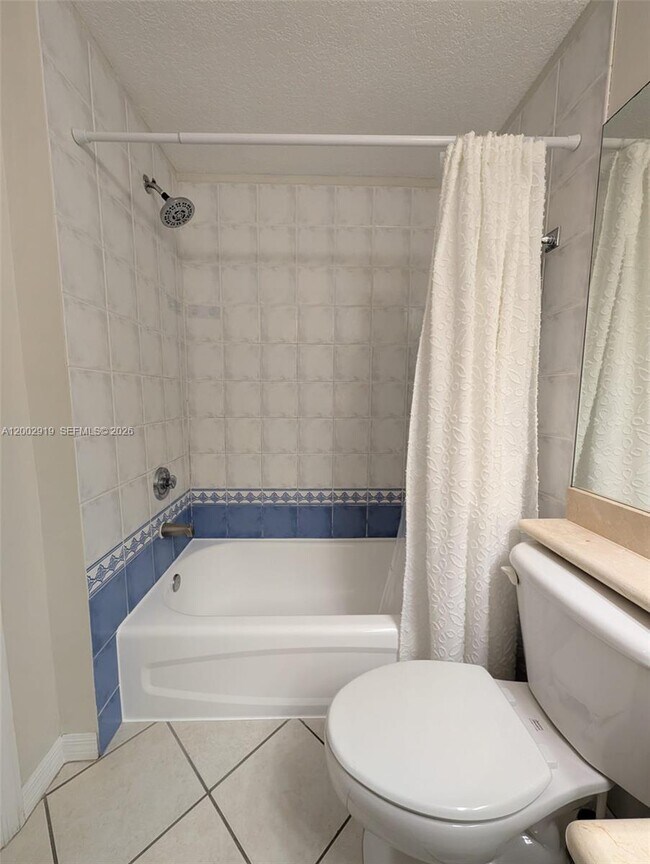 Foto del edificio - 3500 Coral Way