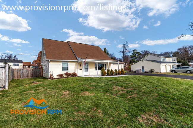 Foto del edificio - 12112 Forge Ln