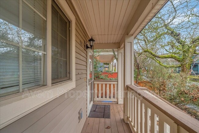 Building Photo - 55 NE Cook St