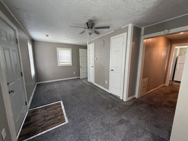 Foto del edificio - Cozy 1 Bed 1 Bath - Available Now!