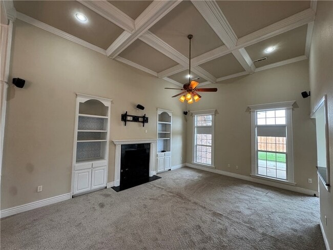Building Photo - 407 Lyndal Ln